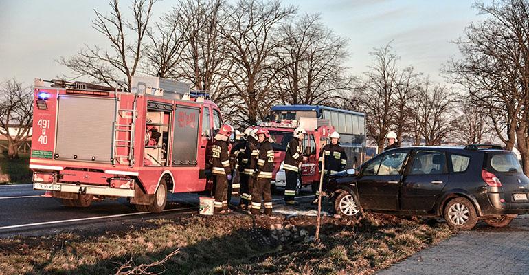 Zasnął za kierownicą?