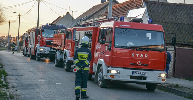 Zapaliła się sadza w kominie