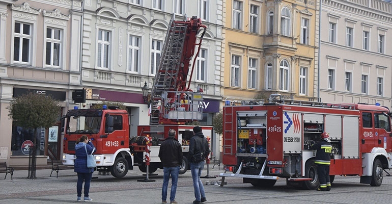 Groził, że wysadzi kamienicę