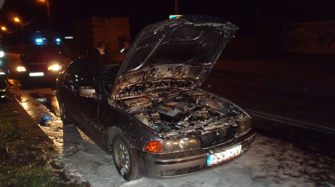 BMW w płomieniach[gallery]