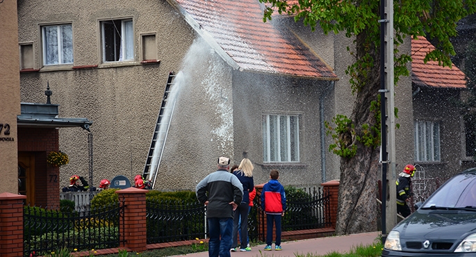 Pożar dachu przy Zdunowskiej