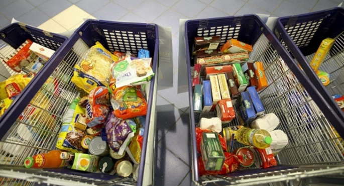 Markety dadzą żywność biednym?