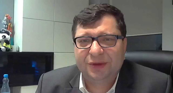 Prokuratura szaleje, bo Zbigniew Stonoga ujawnił w Internecie pełne akta