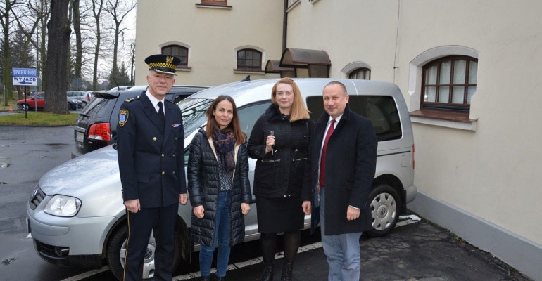 Lepsze i większe auto dla schroniska