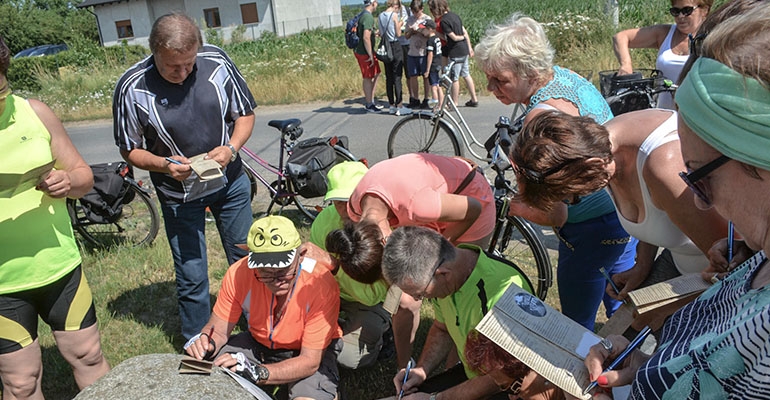 Szukali rebusów na szlaku historycznym