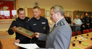 Funkcjonariusze przeszli na emeryturę[gallery]