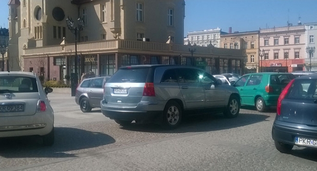 Mistrz parkowania 7