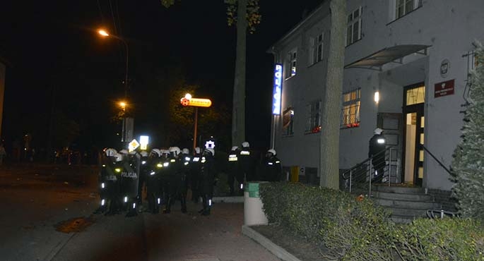 Rozruchy w Miliczu po tym, jak zatrzymany przez policję chłopak trafił do szpitala