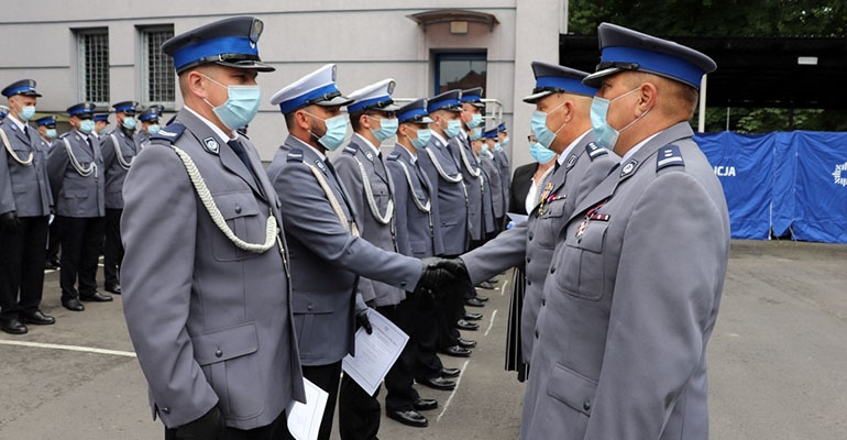 Odznaczenia i wyróżnienia w policji