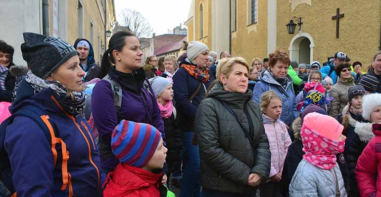 W rajdzie wzięło udział 130 pieszych i rowerzystów