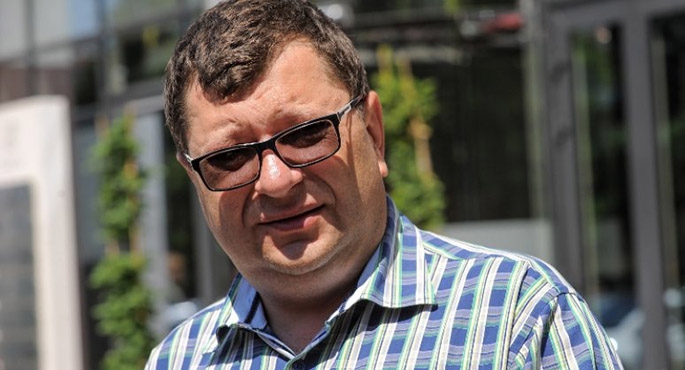 Biznesmen skandalista ucieka przed wyrokiem