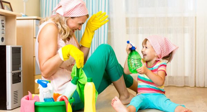 W sprzątaniu mogą pomagać nawet małe dzieci