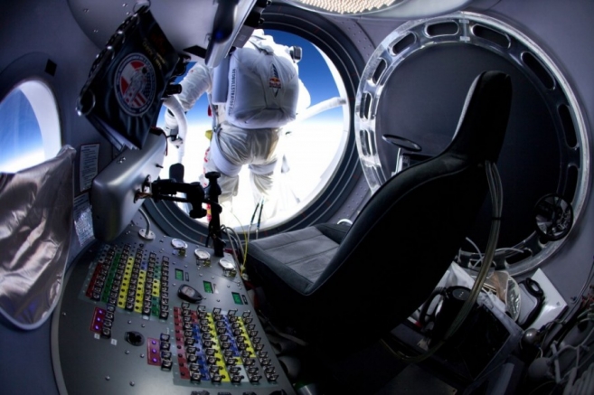 Skok z kosmosu. Felix Baumgartner