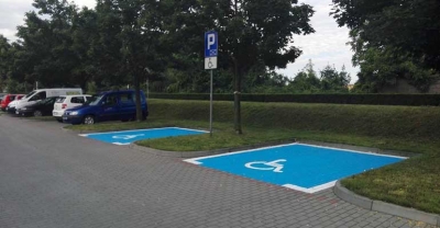 Niebieskie parkingi
