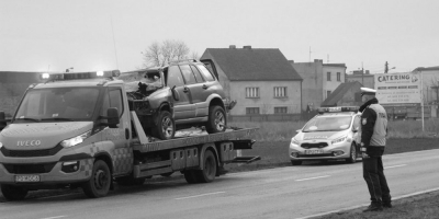Zmarł kierowca z wypadku w Biadkach