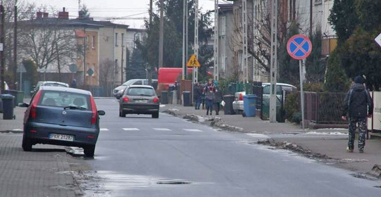 Na Pukackiego, póki co, zakazu nie ma