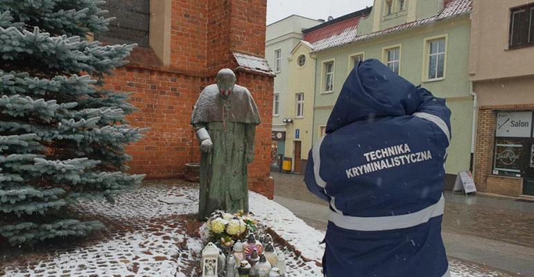 Policja z pomorza szuka wandali