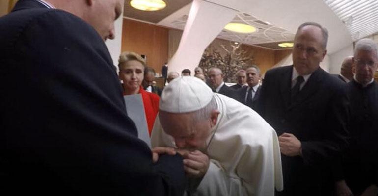 Dziś w Watykanie rozpoczyna się szczyt na temat pedofilii wśród duchownych