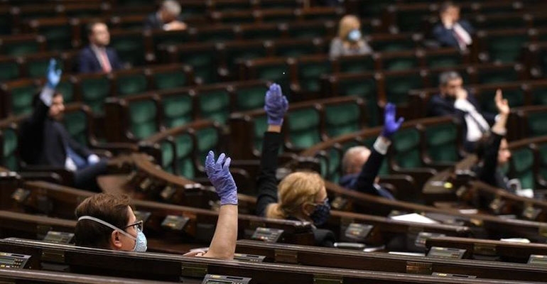 Sejm będzie głosował zdalnie?