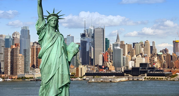 28 października 1886 roku w Nowym Jorku nastąpiło uroczyste odsłonięcie pomnika