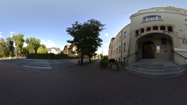 Przed UM w Krotoszynie