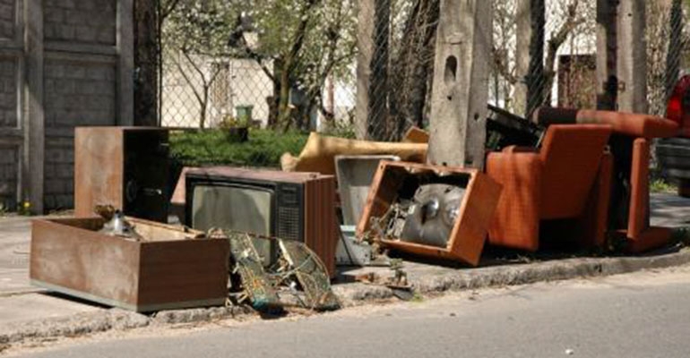 Zbiórka wielkogabarytów w gminie Cieszków