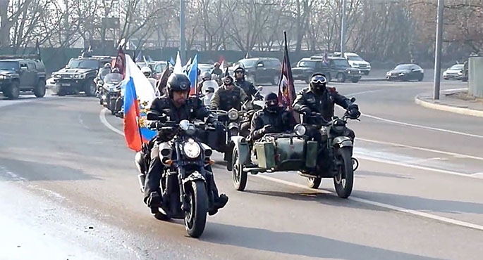 Wilki Putina pozywają Polskę