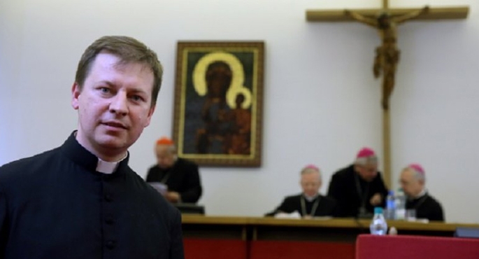 Zna więcej języków niż papież