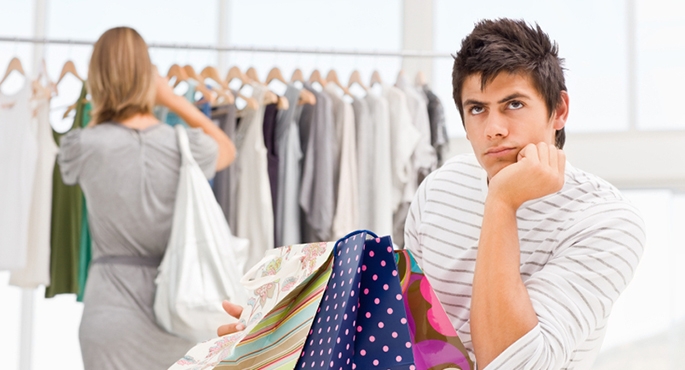 Większość panów nie czepie przyjemności z zakupów, a często to dla nich stres