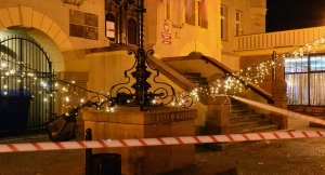 Kto zniszczył cenną lampę w Rynku?