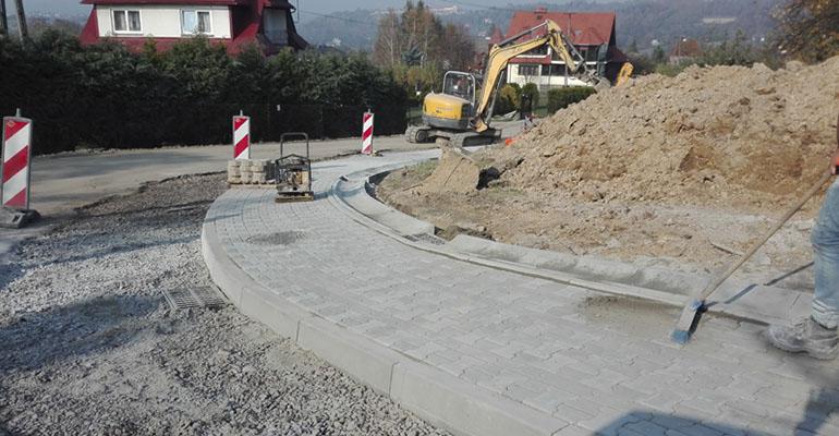 Zrobią chodniki za kasę z alkoholu?