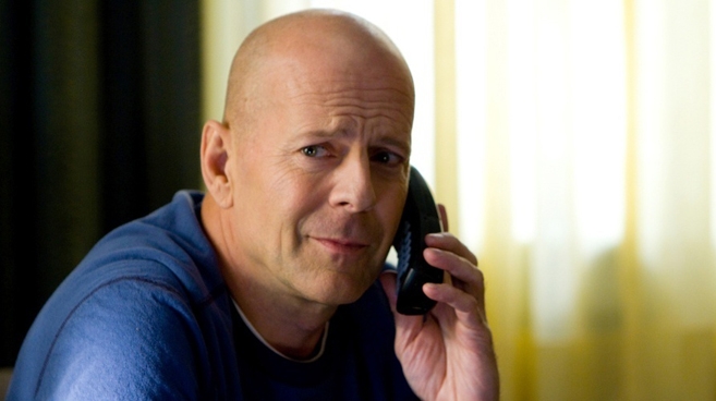 Bruce Willis, gdy tylko zaczął tracić włosy. postanowił się ogolić.