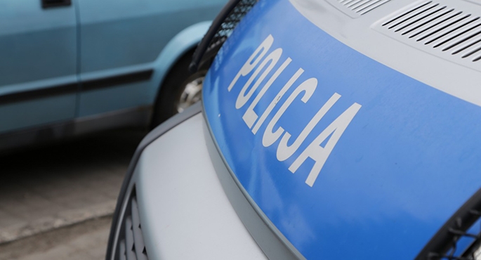 Pijany wandal zrywał rejestracje