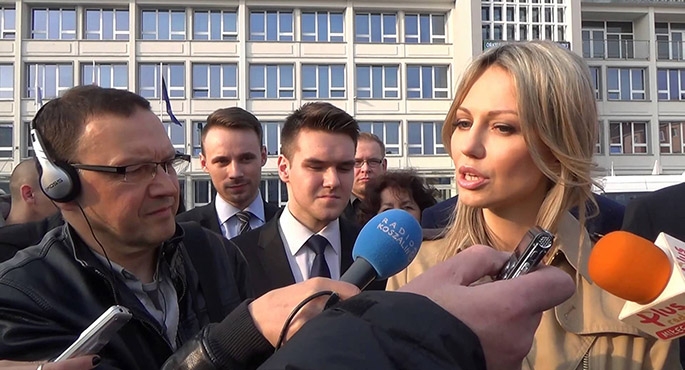 Sukienki Ogórek są za krótkie!