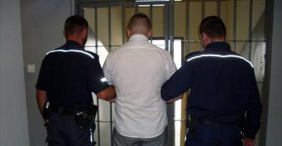 3 lata więzienia za rozbój z użytkiem młotka