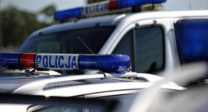 Ukradł radio i dokumenty