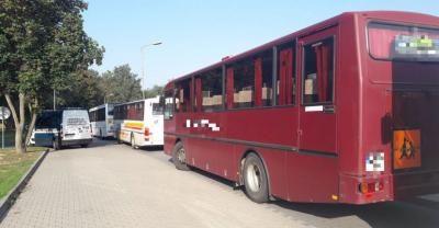 Wyłączyli z ruchu autobus dowożący uczniów do SP 2